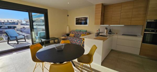 Piso en calle Londres, 3 -----7