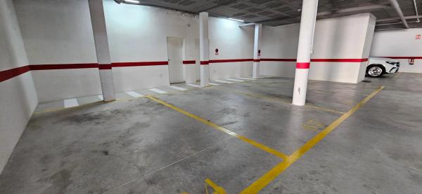 Piso en calle Londres, 3 -----7