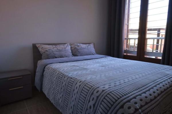 Casa independiente en avenida Madrid