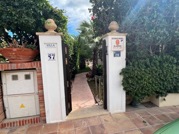 Casa independiente en calle Isla Mallorca, 29