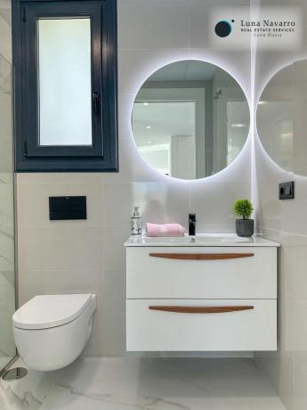 Casa independiente en calle Lisboa