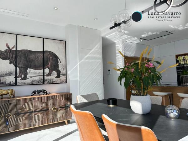 Casa independiente en calle Lisboa