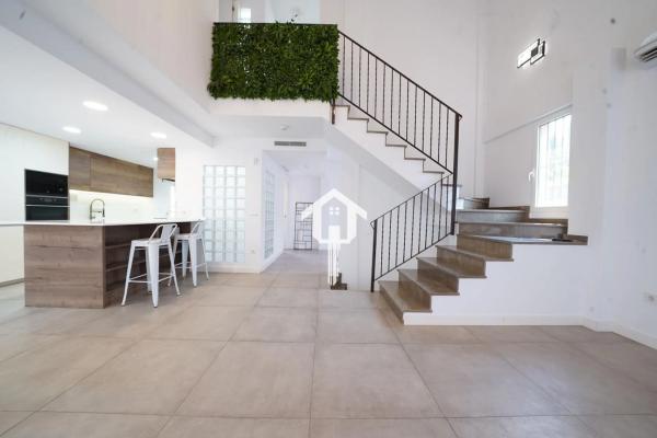 Chalet adosado en calle de les Paulines