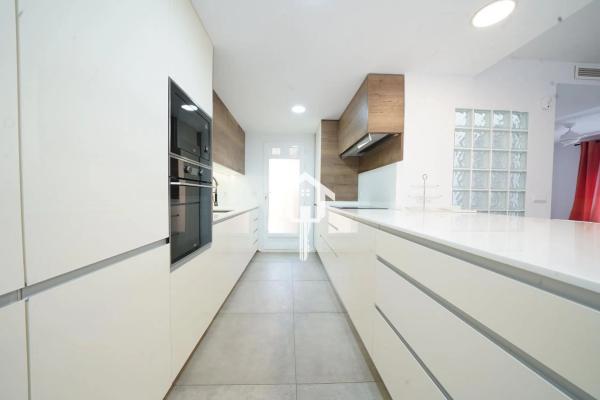 Chalet adosado en calle de les Paulines