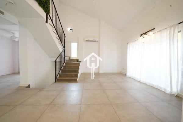 Chalet adosado en calle de les Paulines