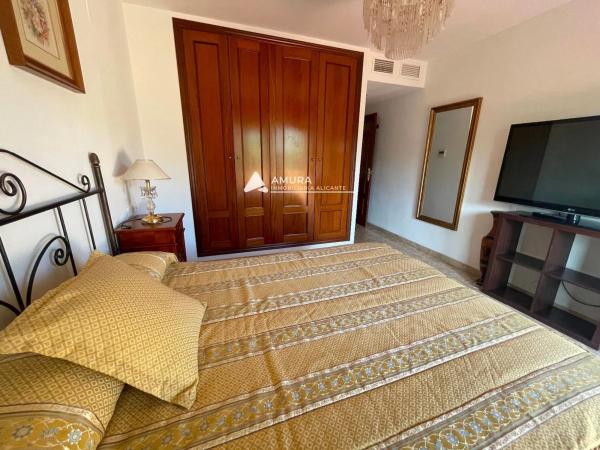 Casa independiente en calle Ossa Major