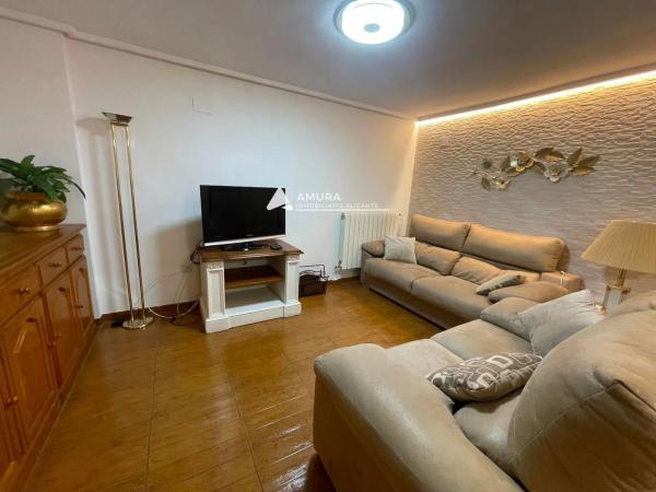 Casa independiente en calle Ossa Major