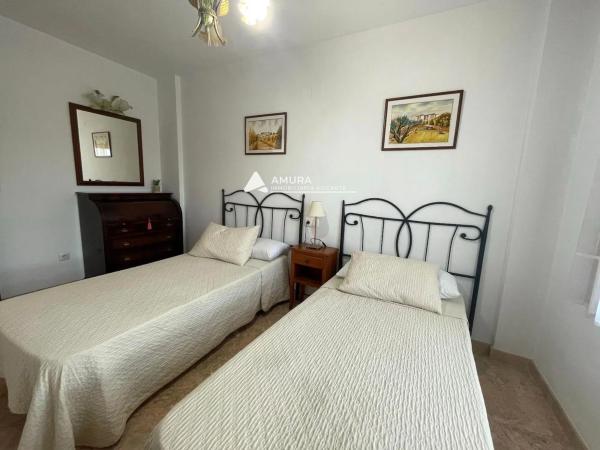 Casa independiente en calle Ossa Major