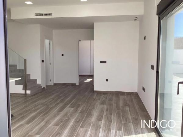 Chalet adosado en avenida Alcalde Fernando Ripoll