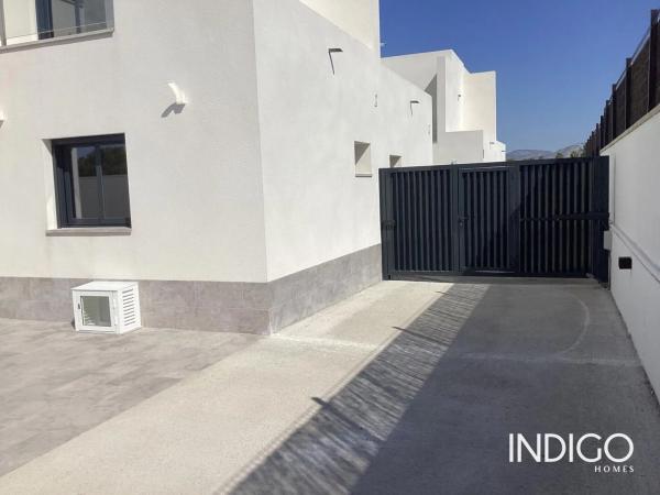 Chalet adosado en avenida Alcalde Fernando Ripoll