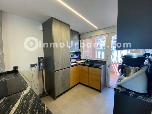 Chalet pareado en calle de la Variscita