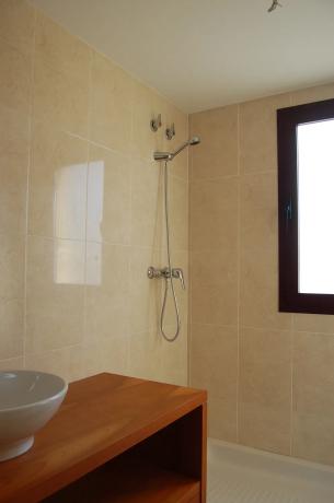 Chalet adosado en calle Capricornio, 9