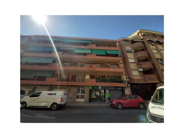 Piso en calle Salvador i Vicente Pérez Lledó, 15 -13