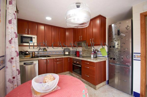 Chalet adosado en calle de I'Ametller