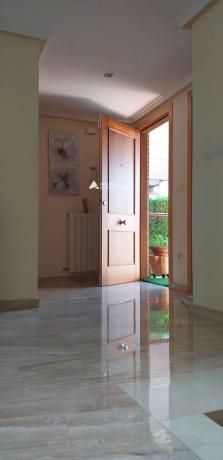 Casa independiente en calle Aries