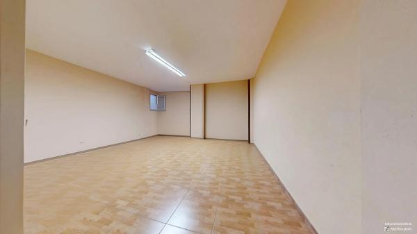 Casa independiente en calle de Mondúver