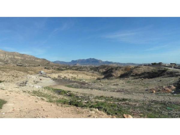 Finca rústica en Partida Tossal Redó, 396