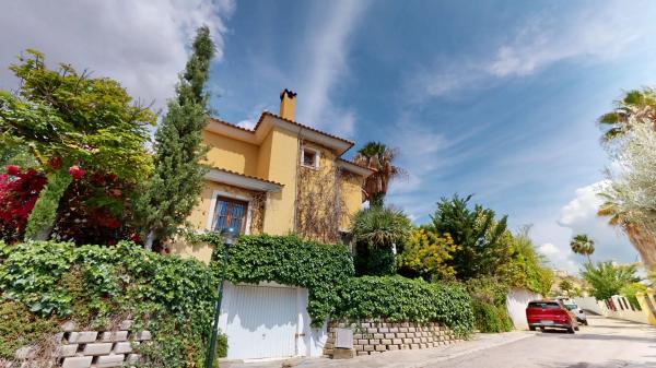 Casa independiente en calle de la Boira