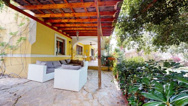 Casa independiente en calle de la Boira