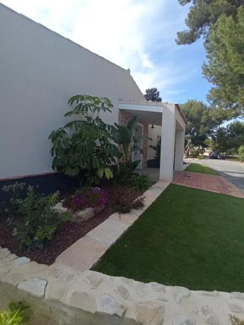 Casa independiente en calle Salvador y Vicente Perez Lledo, 11