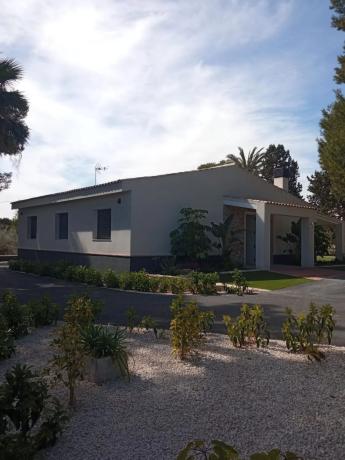 Casa independiente en calle Salvador y Vicente Perez Lledo, 11