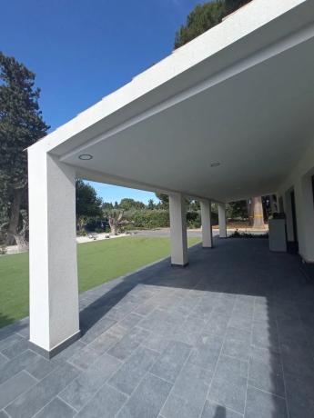 Casa independiente en calle Salvador y Vicente Perez Lledo, 11