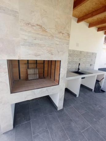 Casa independiente en calle Salvador y Vicente Perez Lledo, 11