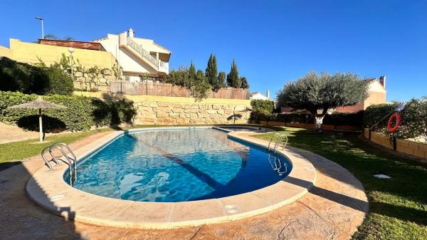 Casa independiente en calle de la Camamil la, 25