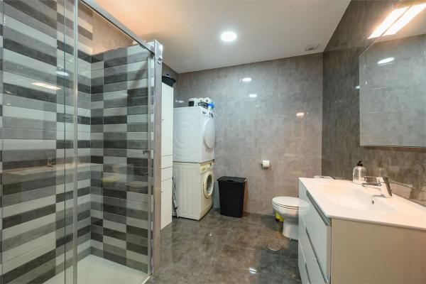 Chalet adosado en calle de I'Ametller, 56