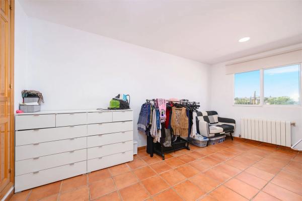 Chalet adosado en calle de I'Ametller, 56