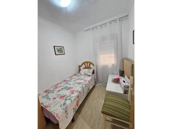 Piso en calle Pintor Pedro Camacho