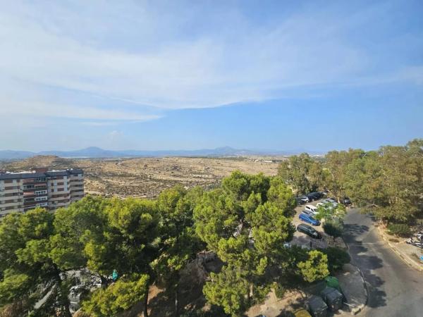 Piso en calle Pintor Pedro Camacho