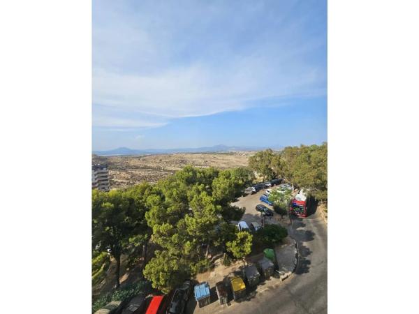 Piso en calle Pintor Pedro Camacho