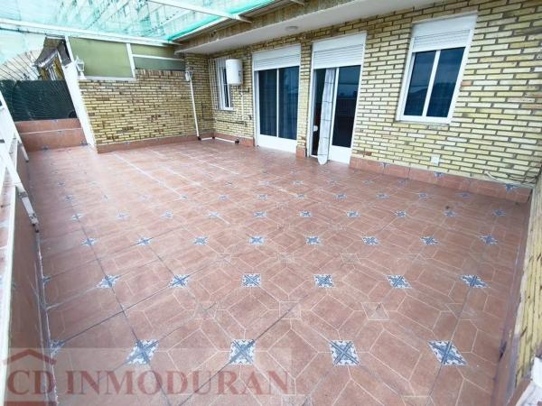 Ático en calle Pintor Pedro Camacho