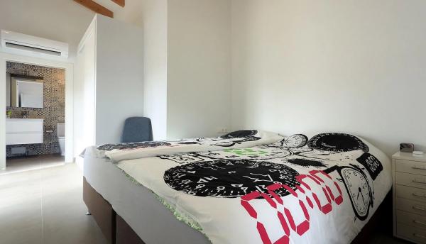 Casa independiente en Urbanización Albir Zona 2