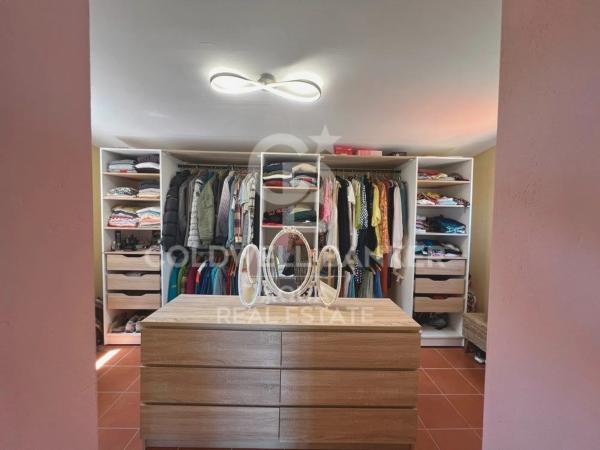 Casa independiente en calle los Leones, 11 -1