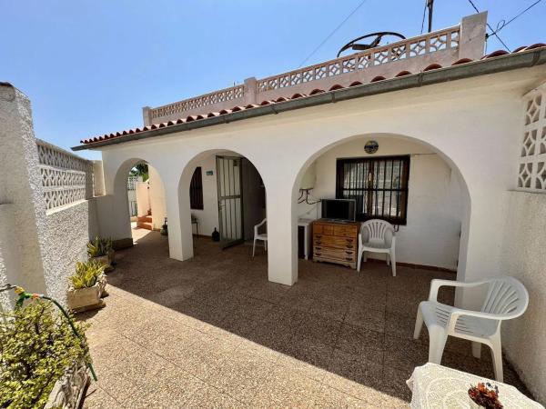 Casa independiente en calle Xorta