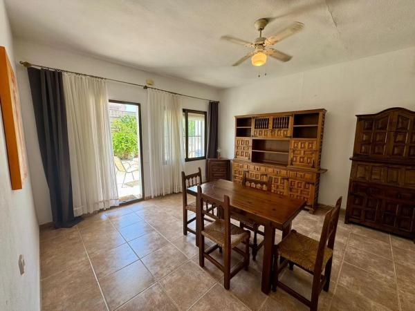 Casa independiente en calle Xorta