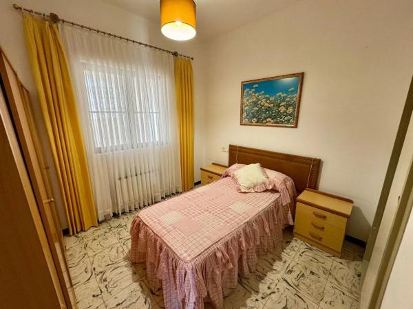 Casa independiente en calle Xorta