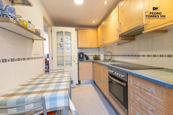 Piso en avenida Poeta Miguel Hernández, 1