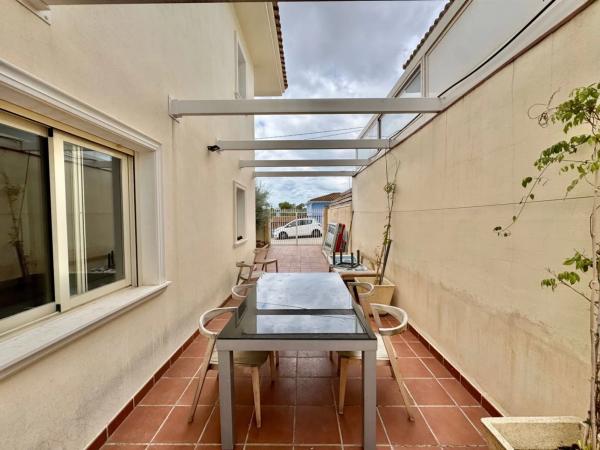 Casa independiente en calle Gustavo Adolfo Bécquer