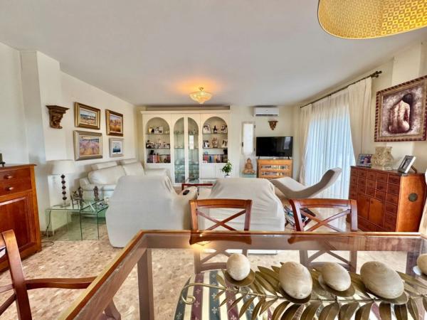 Casa independiente en calle Gustavo Adolfo Bécquer