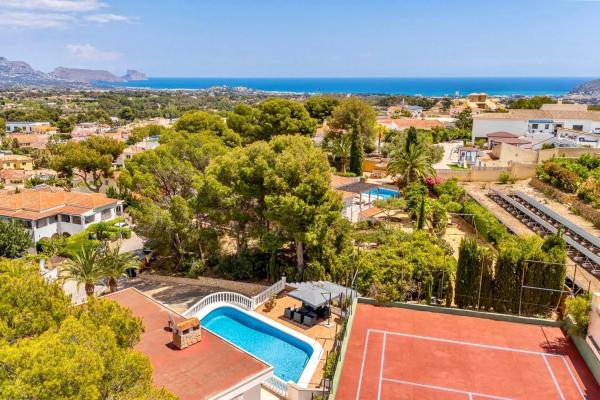 Chalet en calle Turmalina