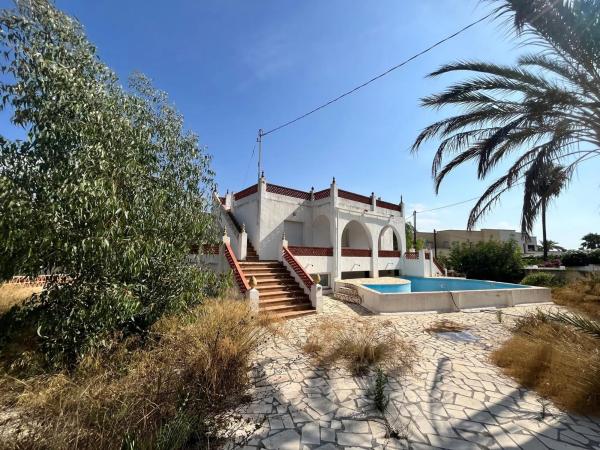 Casa independiente en calle Eurim s/n