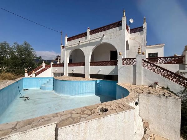 Casa independiente en calle Eurim s/n