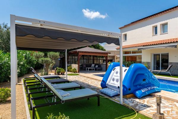 Chalet en calle la Guixà