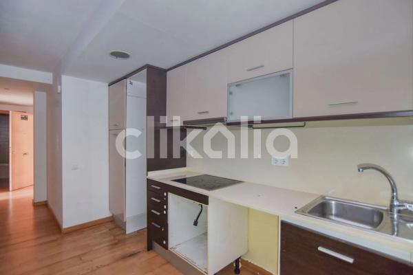 Piso en avenida País Valencià