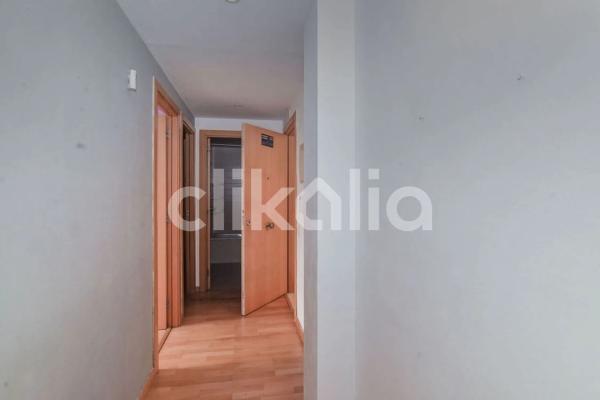 Piso en avenida País Valencià