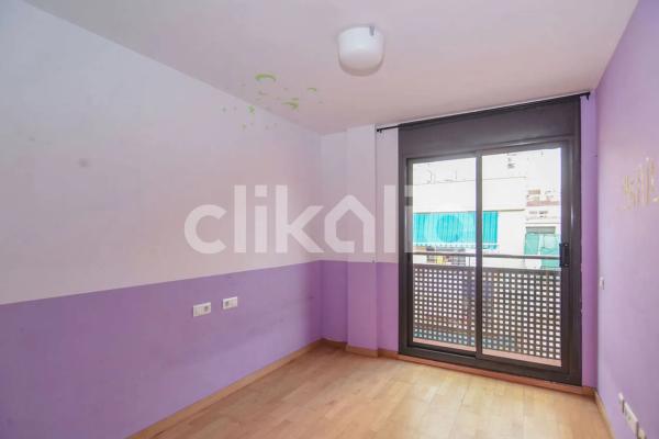 Piso en avenida País Valencià