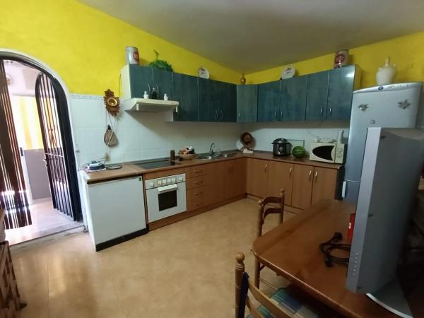 Casa independiente en calle levante